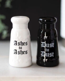 Asche Zu Asche Salz & Pfeffer Set 6 Asche Zu Asche Salz & Pfeffer Set -Halloween Serien Geschäft ashes to ashes salz und pffer set ashes to ashes salt and pepper shaker halloween homeware gothic homeware 53763 04
