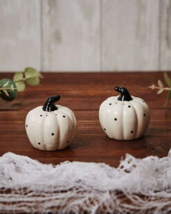 Halloween Kürbis Salz & Pfefferstreuer Beige