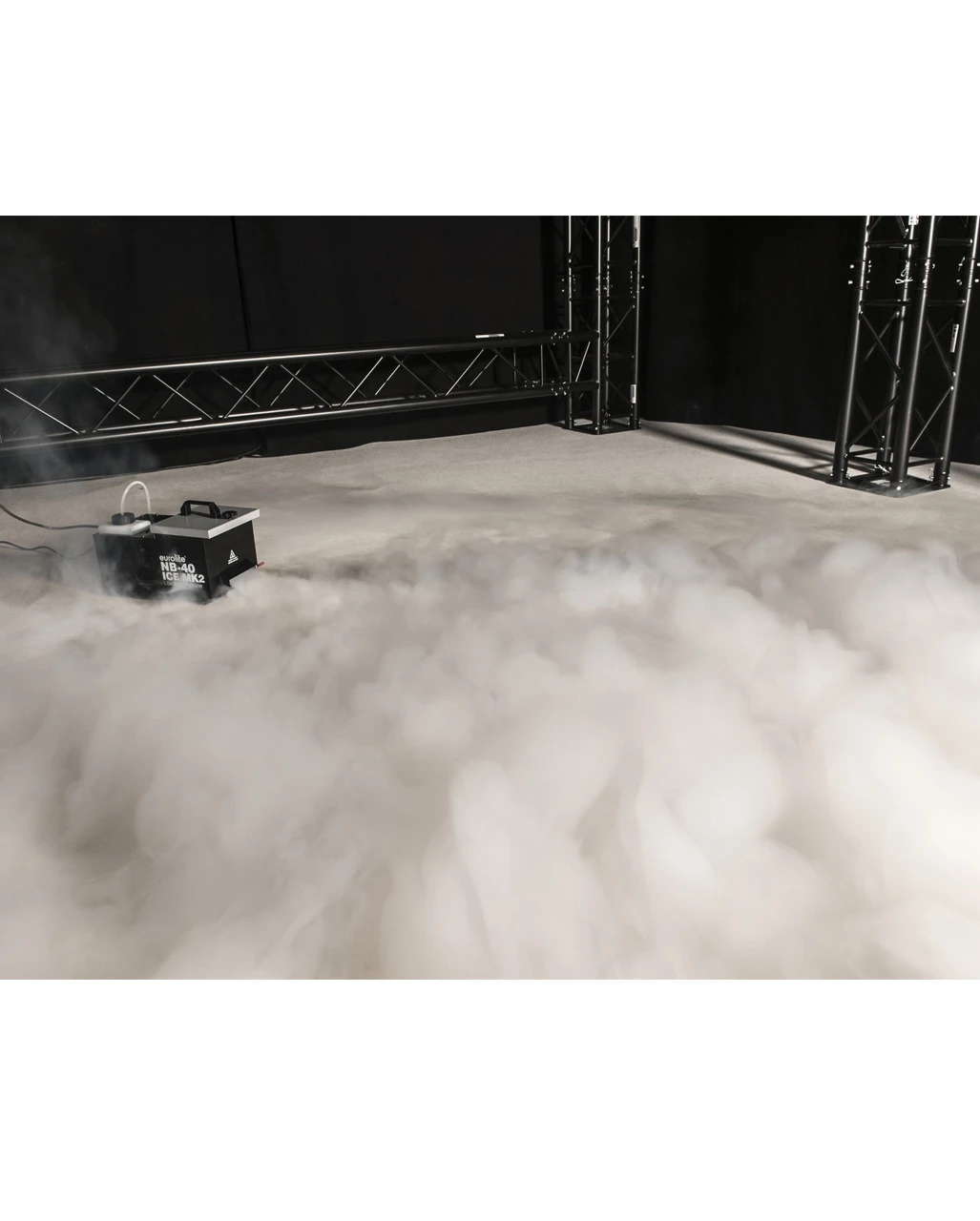 NB-40 MK2 ICE Bodennebel Maschine 3 NB-40 MK2 ICE Bodennebel Maschine – Bild 3