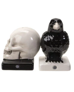 Totenschädel & Rabe Als Salz & Pfefferstreuer 11 Totenschädel & Rabe Als Salz & Pfefferstreuer -Halloween Serien Geschäft totenkopf und rabe salz und pfefferstreuer skull and raven salt and pepper shaker gothic tischdeko 54743 05